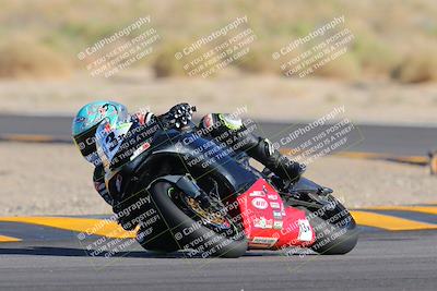 media/Oct-29-2022-CVMA (Sat) [[14c0aa3b66]]/Race 8 Supersport Middleweight/Folder 2/